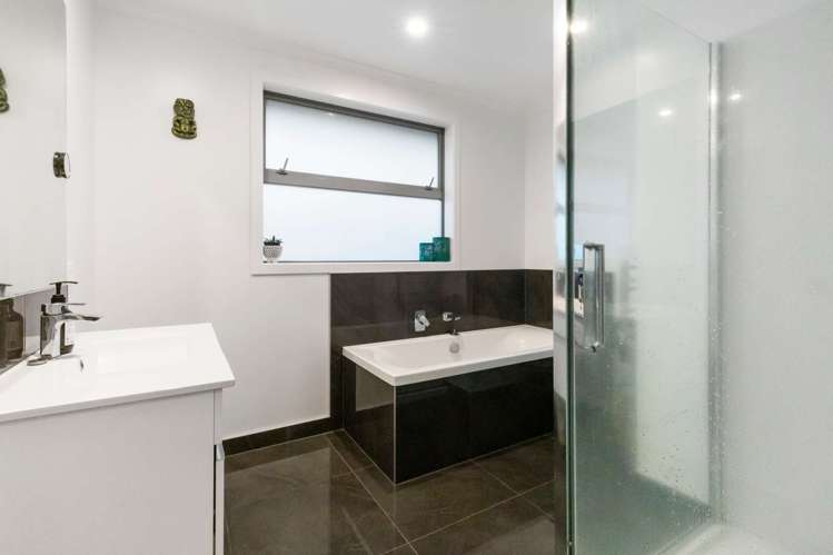 7 Fuller Street Papamoa_6