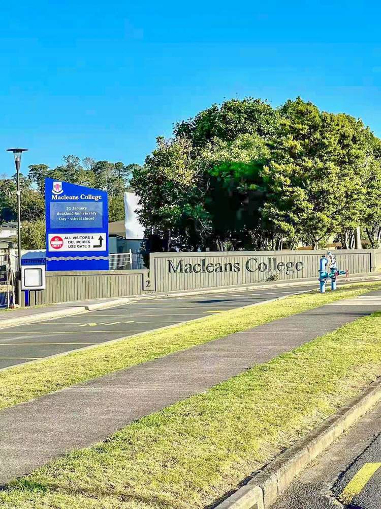 9 Macleans Road Bucklands Beach_9