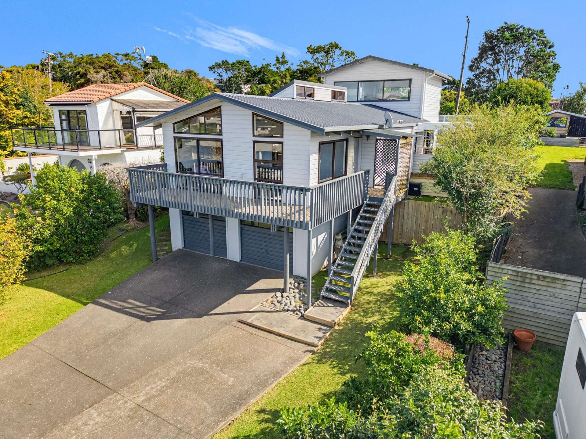 57 John Dee Crescent Red Beach_0