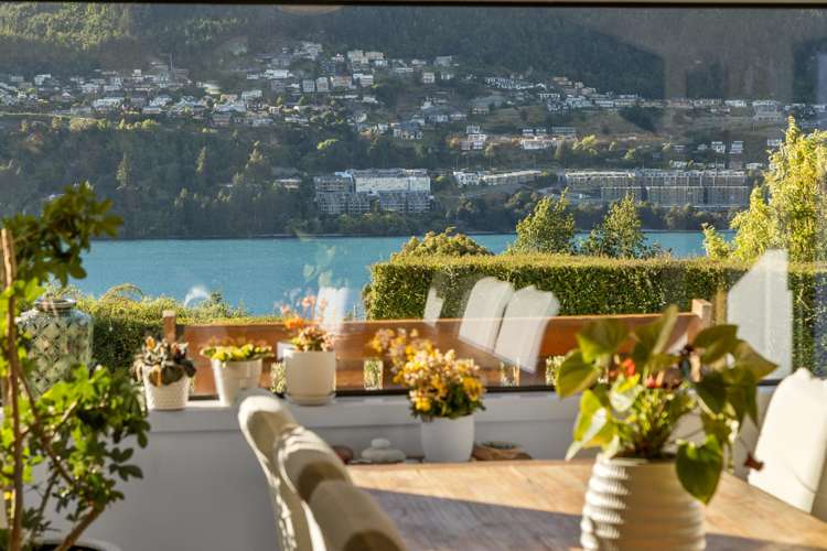 8 Elizabeth Place Kelvin Heights_7