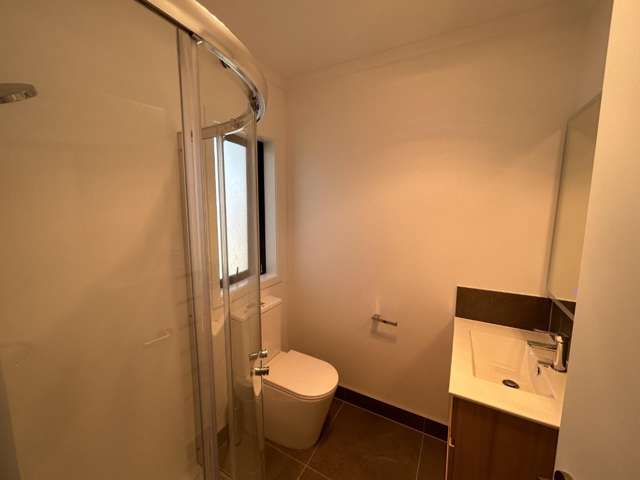 2C/23 Hibiscus Avenue Hamilton Lake_3