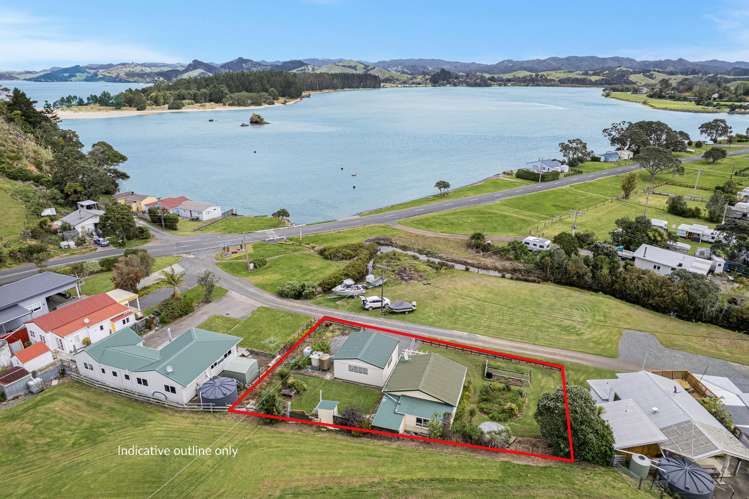8 Hugh Barron Way Whananaki_31