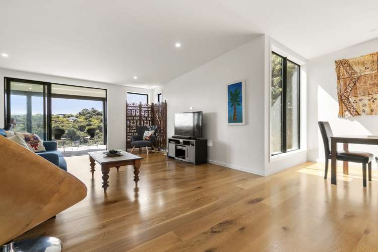 1 Pacific Parade Surfdale_5