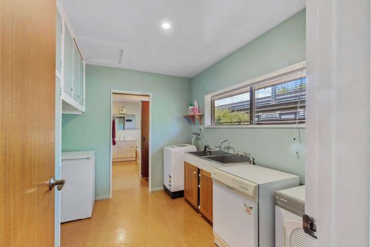 8 Achray Street Waiau_12