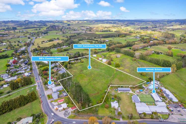 1021 Kahikatea Flat Road Waitoki_1