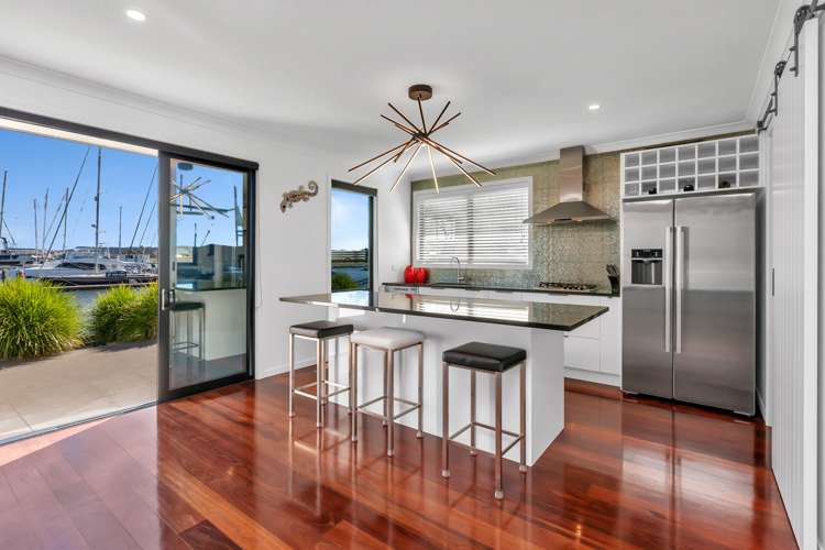 7 Fred Carr Place One Tree Point_8