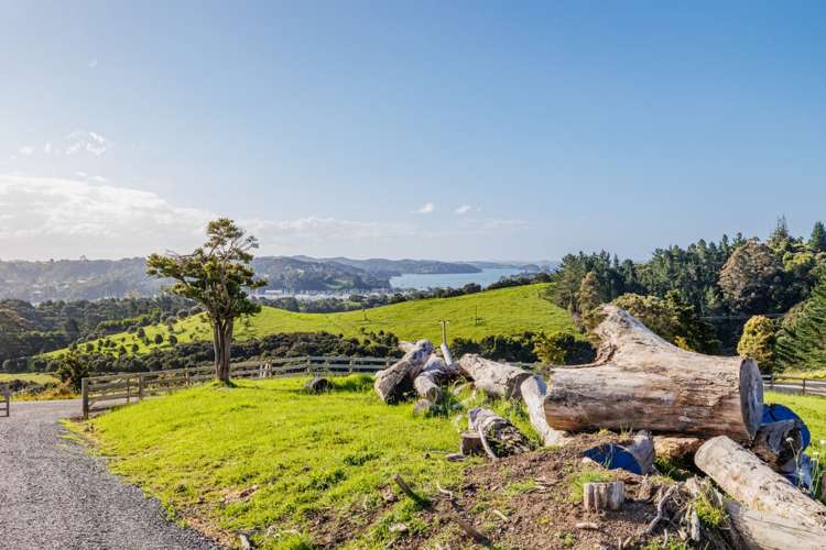 114A Ranui Road, Karetu Russell_22