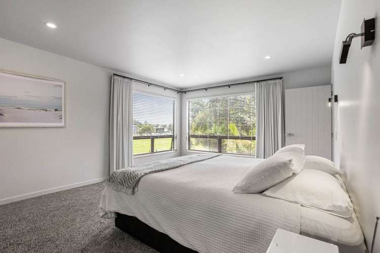 9a Marellen Drive Red Beach_10