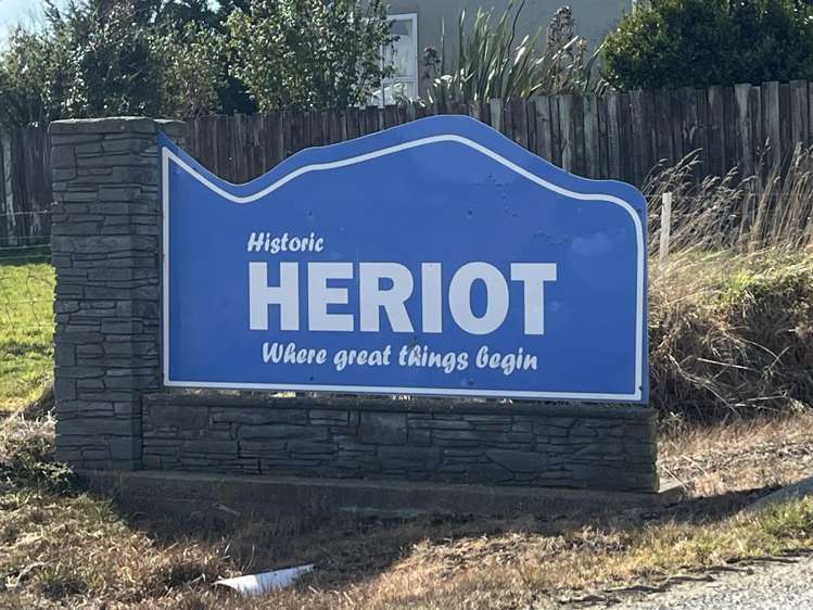 17 Roxburgh Street West Otago Surrounds_11