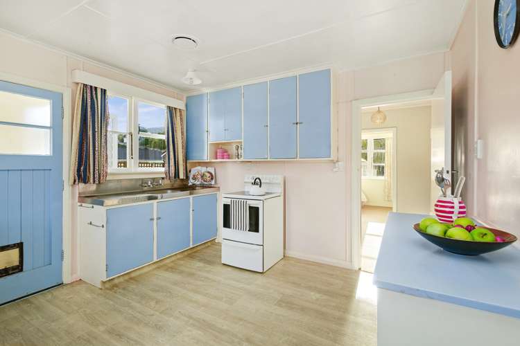 83 Oxford Street Tawa_7