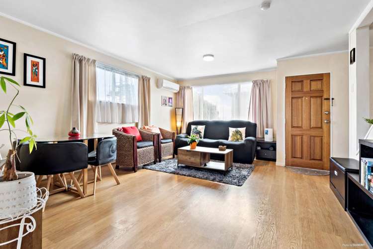 1/79 West Coast Road Glen Eden_4