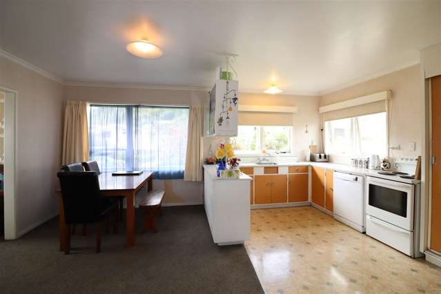 36 Churchill Avenue Richmond_4