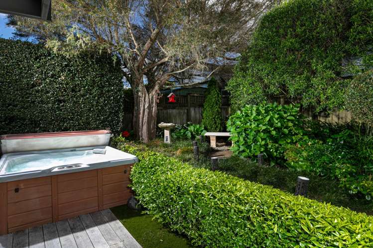 3 Admirals Court Drive Greenhithe_26