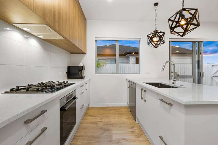 4 Betsy Lane Wainui_5