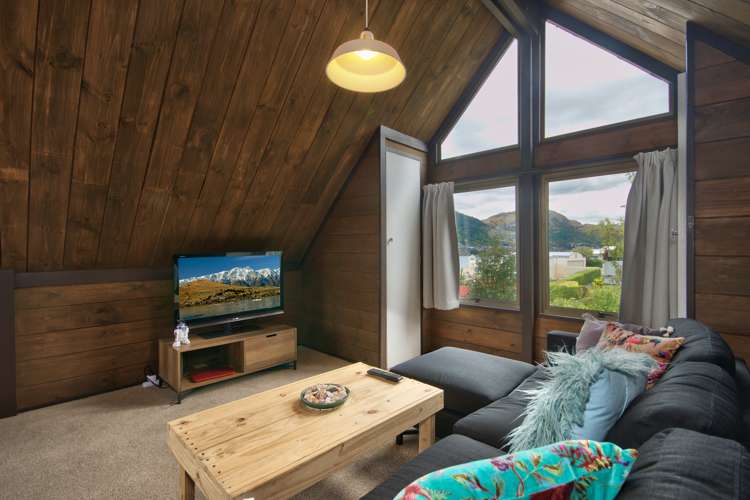 423 Peninsula Road Kelvin Heights_9