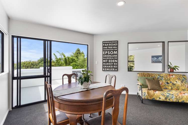 86 Wade River Road Stanmore Bay_5