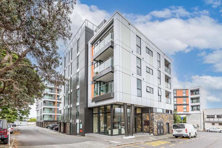 307/10 Lion Place Epsom_0