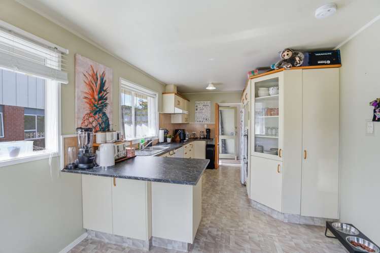 2 Rakatau Place Ruakaka_7