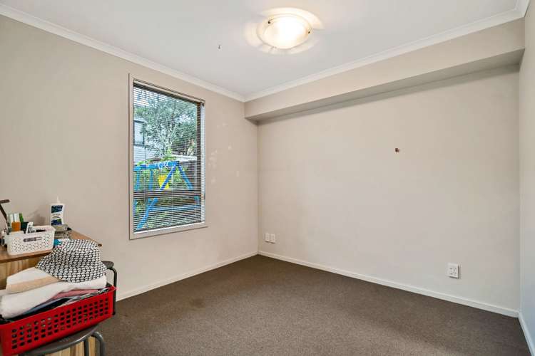 18 Barnea Circle Glen Eden_13