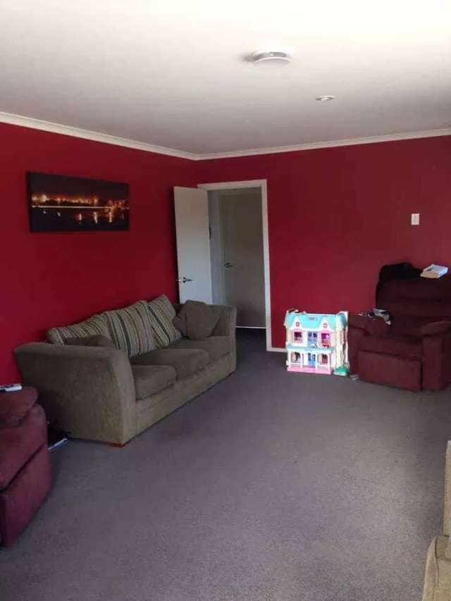 2 Chamberlain Street Waimangaroa_3