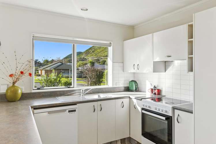 27 Villa Grove Paraparaumu_8