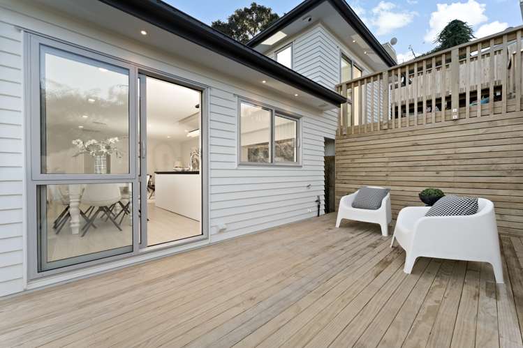 18a Honeysuckle Lane Mairangi Bay_9