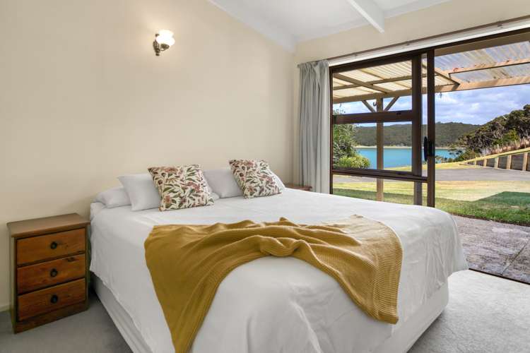 215 Kempthorne Road Russell_9