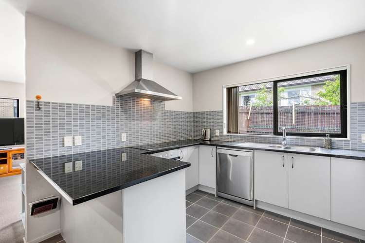 8 Sai Street Flat Bush_7