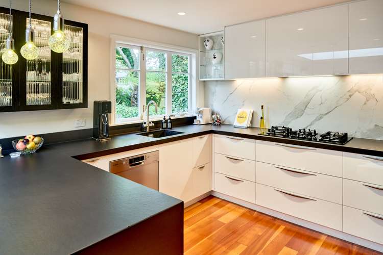 62 Hobson Street Thorndon_9