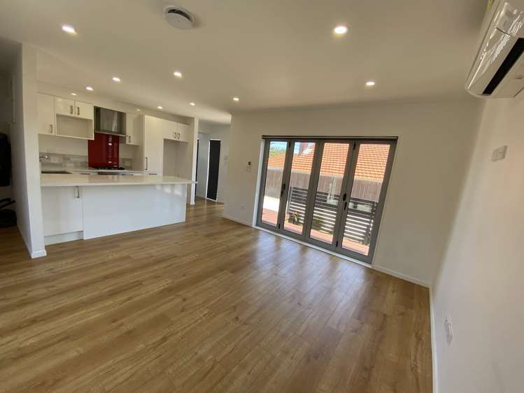 61c Bolton Street Blockhouse Bay_2