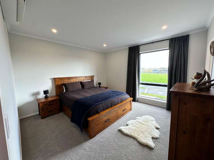 59 Parish Drive Wainui_11