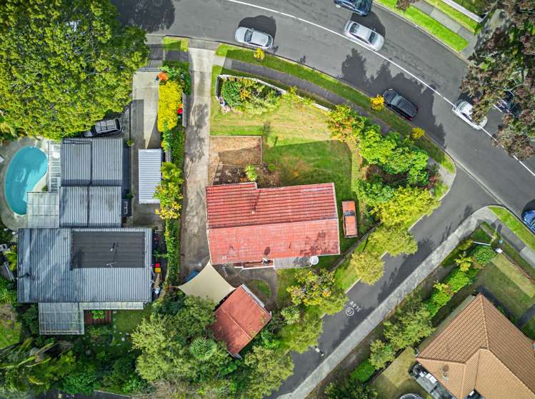 27 Ray Small Drive Papakura_19