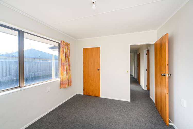 19 Westmere Place Takaro_11