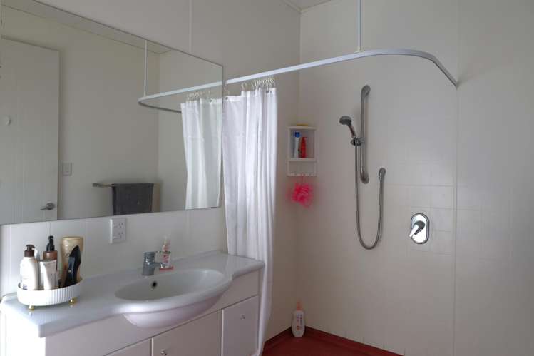 290 Old Port Road Warepa_18