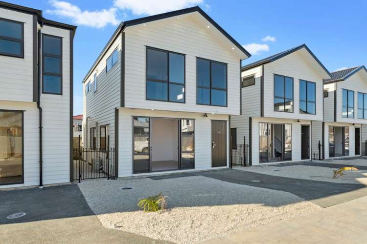 2/13 Kimpton Road Papatoetoe_1
