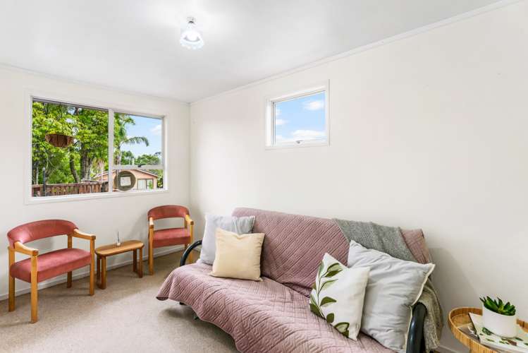 13 Pitcher Place Glen Eden_17