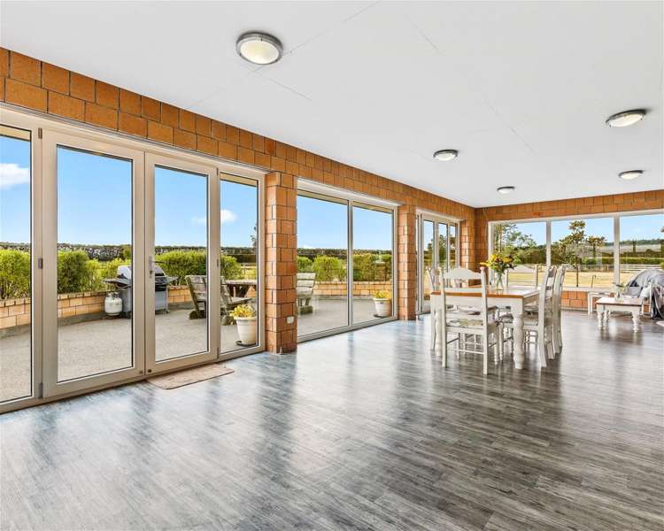 646 Grange Road Burnham_13