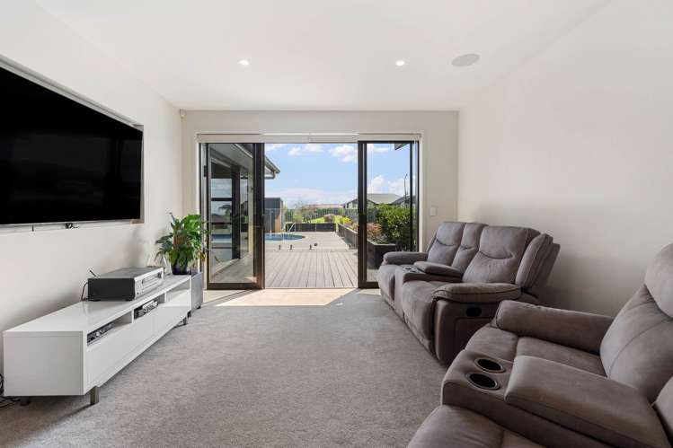 11 Bernora Crescent Bombay_18