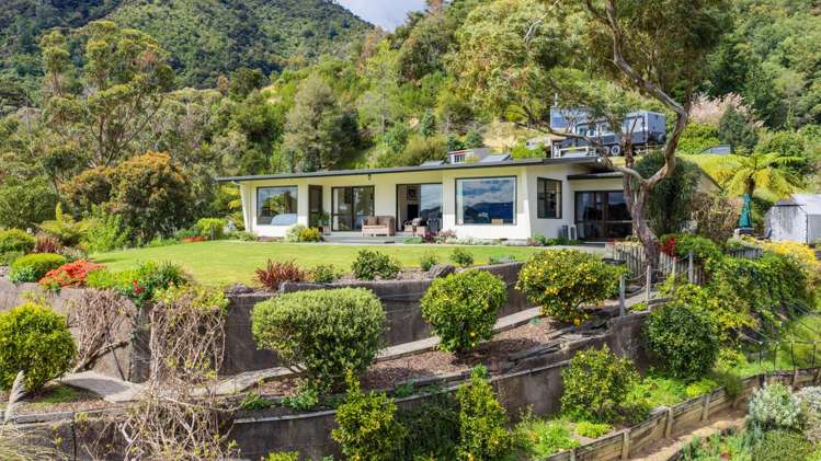 8 Broadway Picton_23