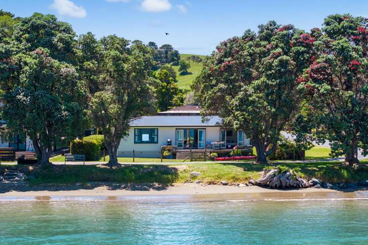 1 Campbell Road Tawharanui Peninsula_1