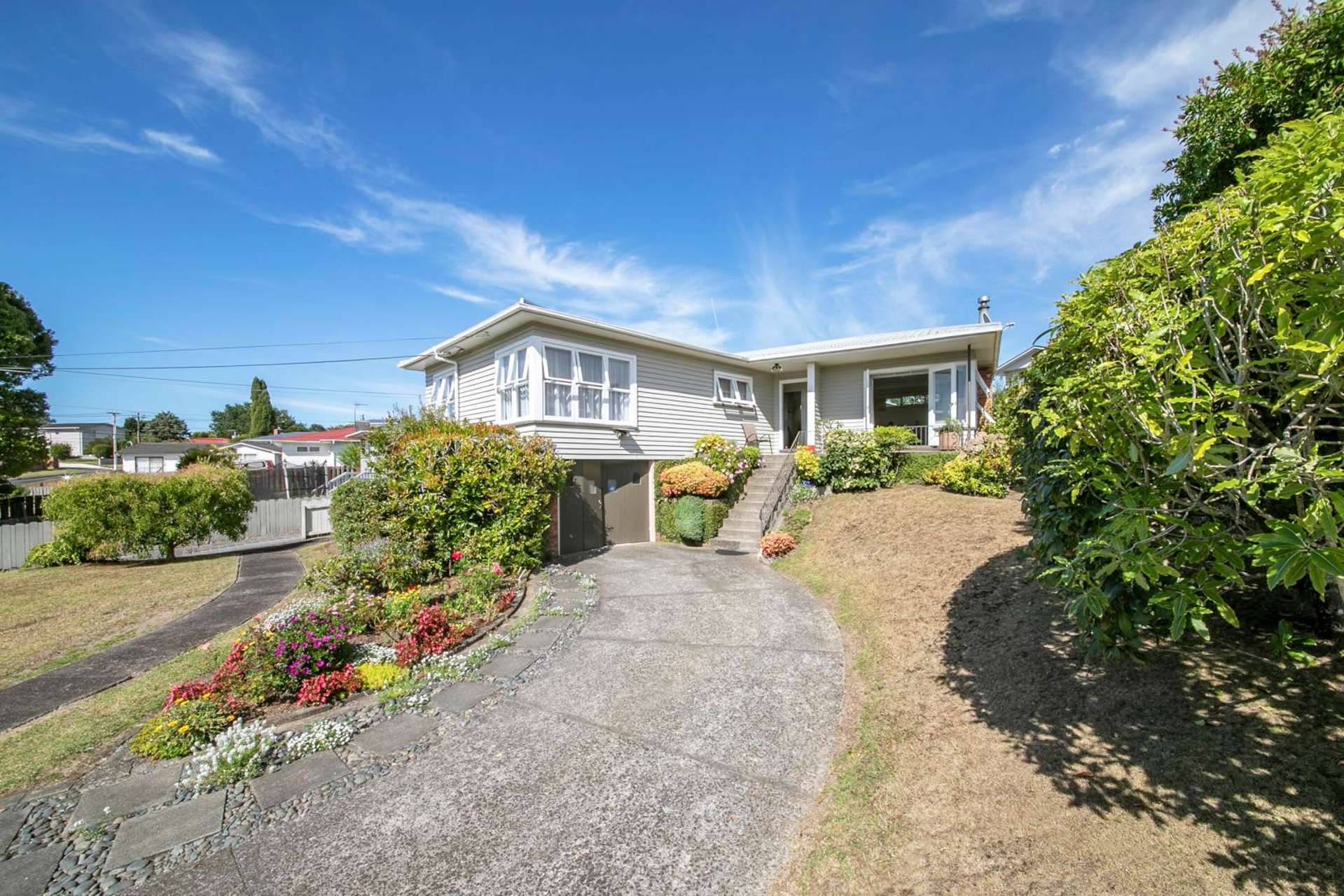 40 Tiroroa Avenue Te Atatu South_0