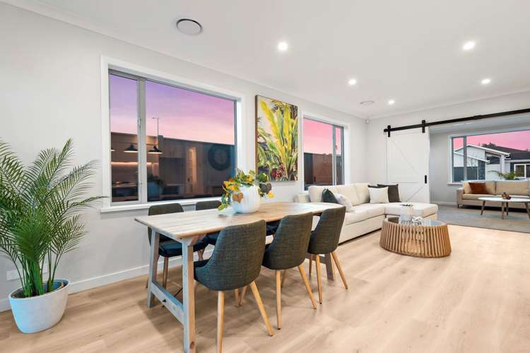 42 Tipu Crescent Wainui_11