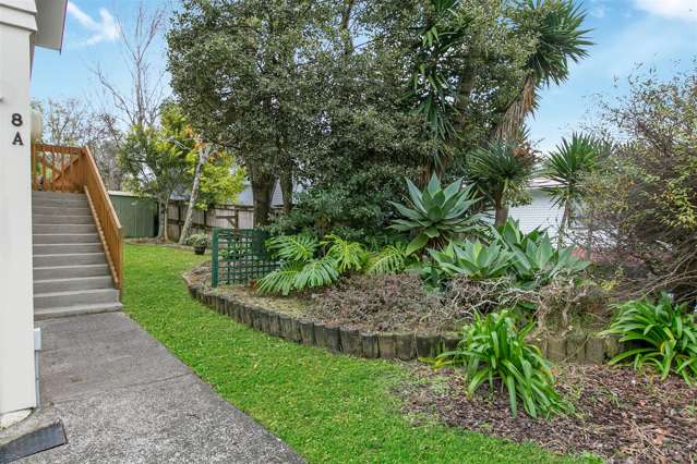 1/8 Beldon Place Pakuranga Heights_1