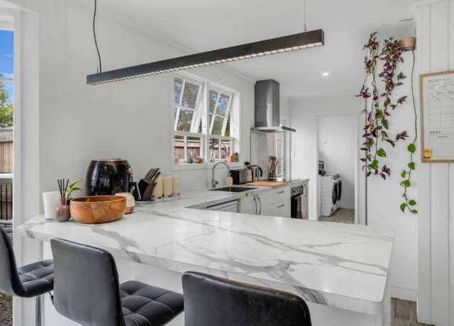 40 Clifton Terrace Fitzherbert_1