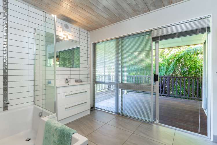 23 Boons Valley Road Waikawa_22