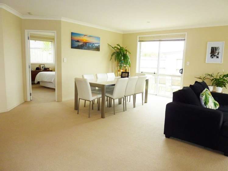 4 Blossom Grove Papamoa_7