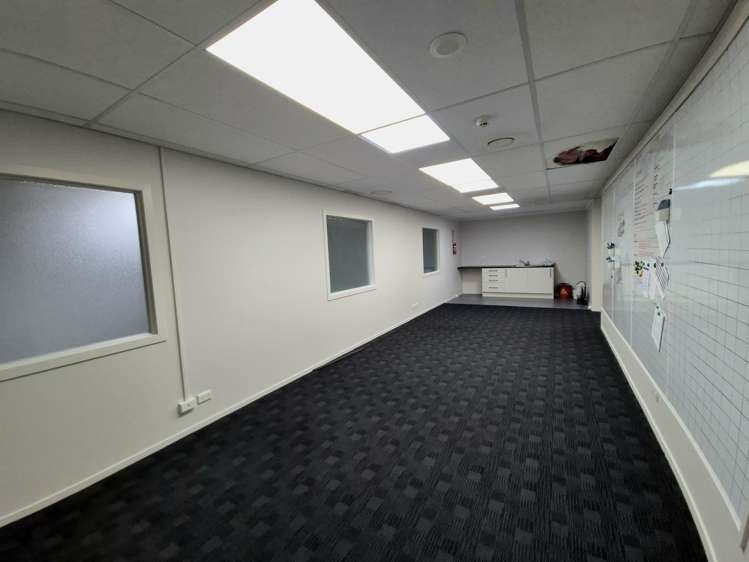 9 Crum Avenue New Lynn_4