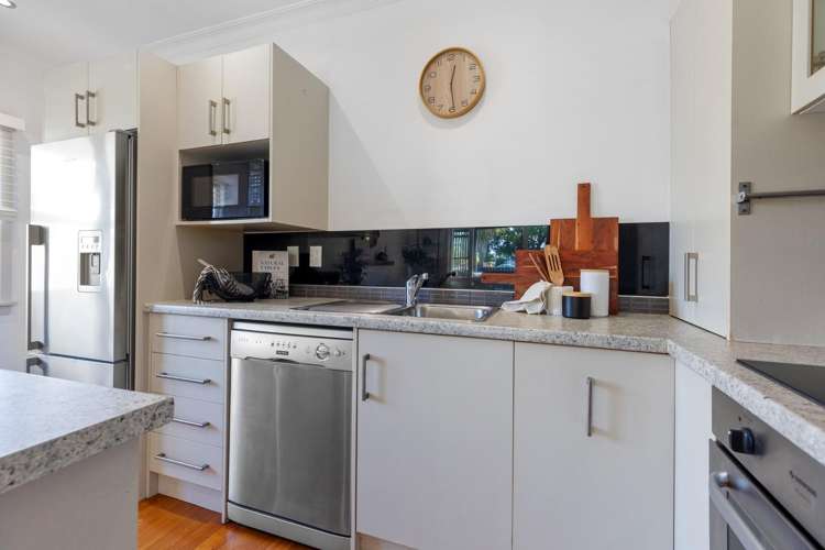 192 Sixteenth Avenue Tauranga South_9