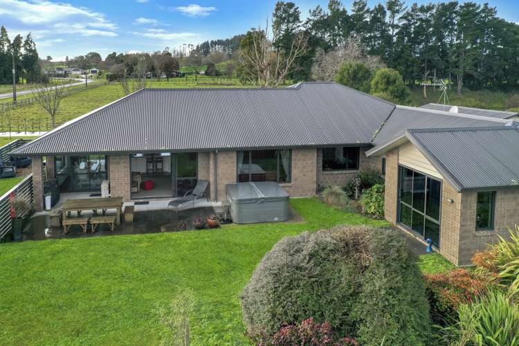 18 Bird Road Pirongia_21