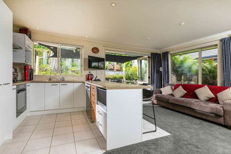 7 Thomas Hamer Place Greenhithe_6